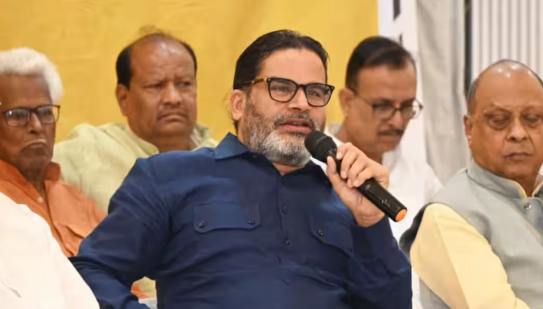 पटना-पूर्णिया एक्सप्रेसवे को लेकर राजनीति गरमा गई है; जन सुराज ने 10 सवाल उठाए हैं—क्या सीएम सम्राट चौधरी इनका जवाब देंगे?
